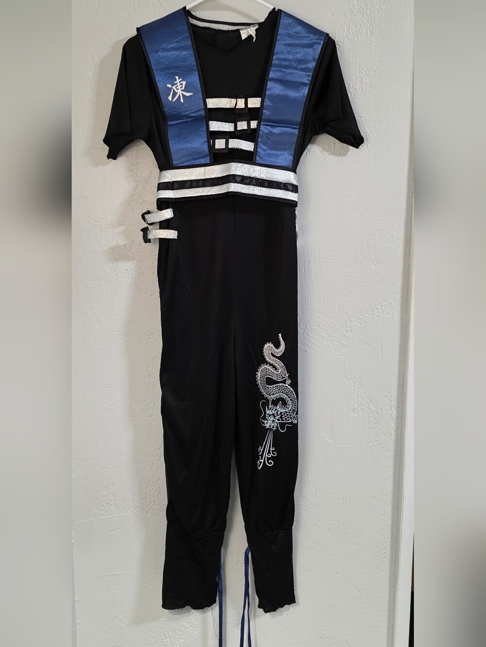 Spirit Halloween Ice Dragon Ninja Full Costume Set Kids Large 12-14 Complete Kit